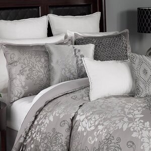 Chacenay 4 Piece Comforter Set