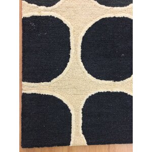 Wool Hand-Tufted Ivory/Black Area Rug