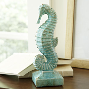 Rustic Seahorse Decor
