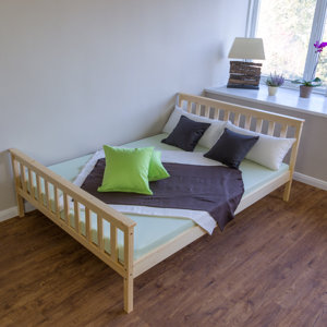 Massivholzbett von Homestyle4u