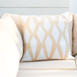Blasingame Geometric Decorative Outdoor Pillow