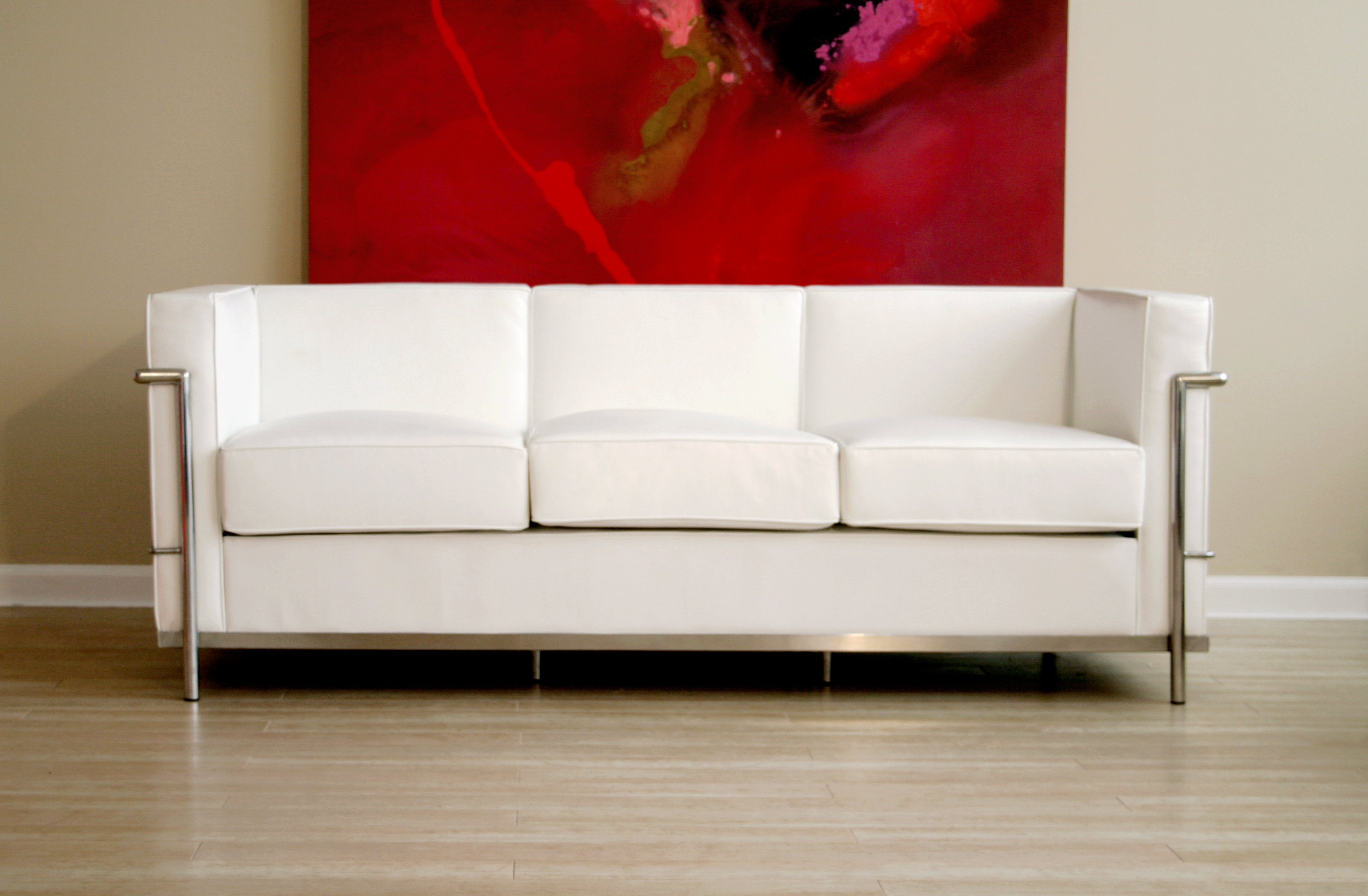 Mascoutah Le Corbusier Pee Leather Sofa