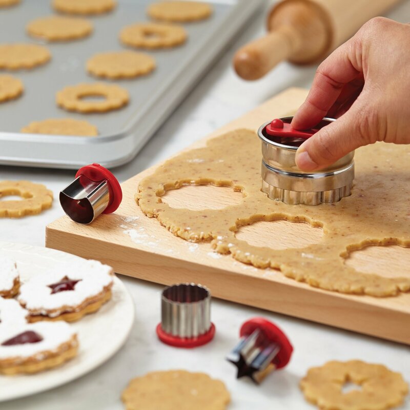 cake boss linzer cookie cutter