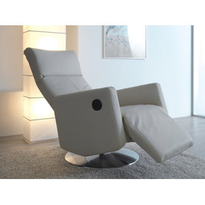 Standard-Relaxsessel Rich von Wajnert