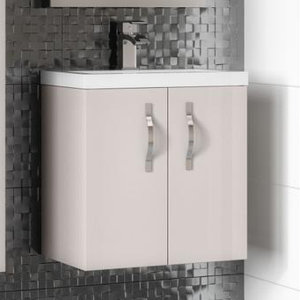 Ultra 60 cm Wandmontierter Waschtisch Apollo mit..