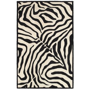 Fashion Black/Ivory Area Rug