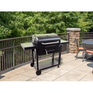 Charcoal Grill 780 with Side Shelves