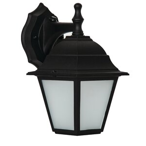 Outdoor Wall Lantern