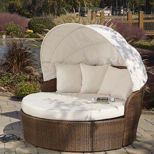 Key Biscayne Daybed with Cushions