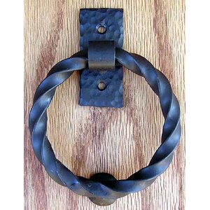 Twisted Ring Knocker Pull