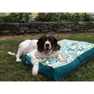 Pool and Patio Zoe Dog Bed