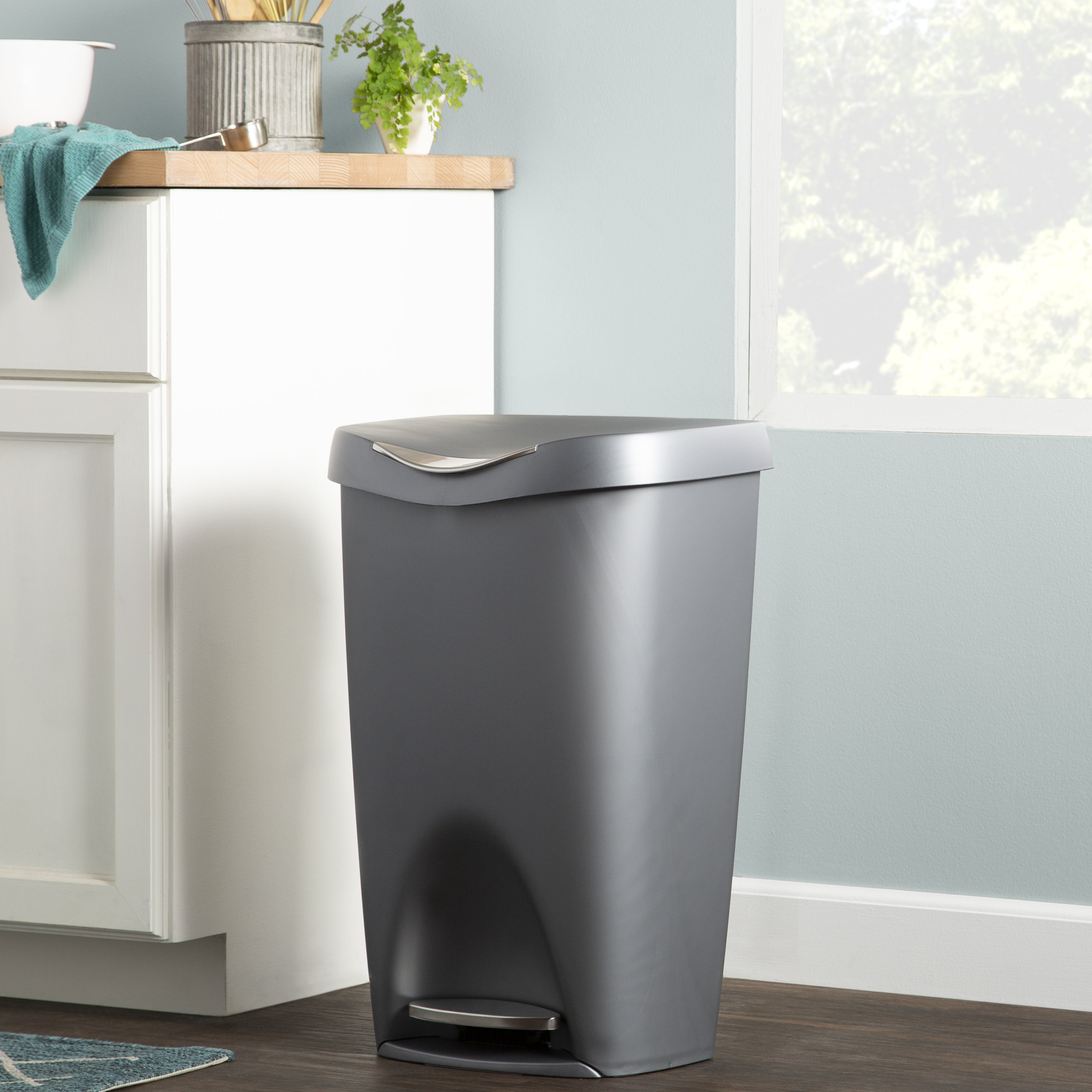 Narrow Trash Can Home Living Room Bedroom Hotel Room Flame