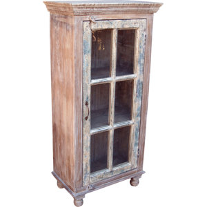 Geschirrschrank JH0 aus Massivholz von Caracella