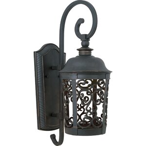 Vipin 1-Light Outdoor Wall Lantern