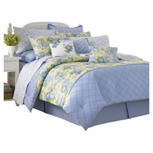 Laura Ashley Salisbury Comforter Set by Laura Ashley Home