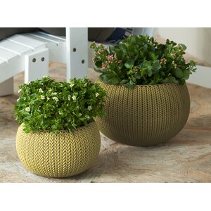 Cozie 2-Piece Plastic Pot Planter Set