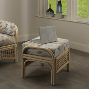 Hocker Alfredson von Rosalind Wheeler