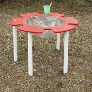 Single Sand / Water Table