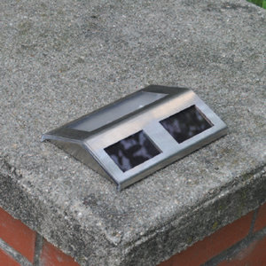 Decorative Solar 4-Light Deck Light (Set of 4)
