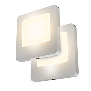 LED Night Light with Dusk to Dawn Sensor (Set of 2)