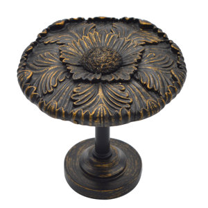 Dahlia Medallion Curtain Holdback (Set of 2)