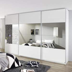 Schwebetürenschrank Beluga-Plus von Rauch