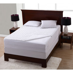 Wonder Pad Zip-Off Top Hypoallergenic Waterproof Mattress Protector by Fresh Ideas