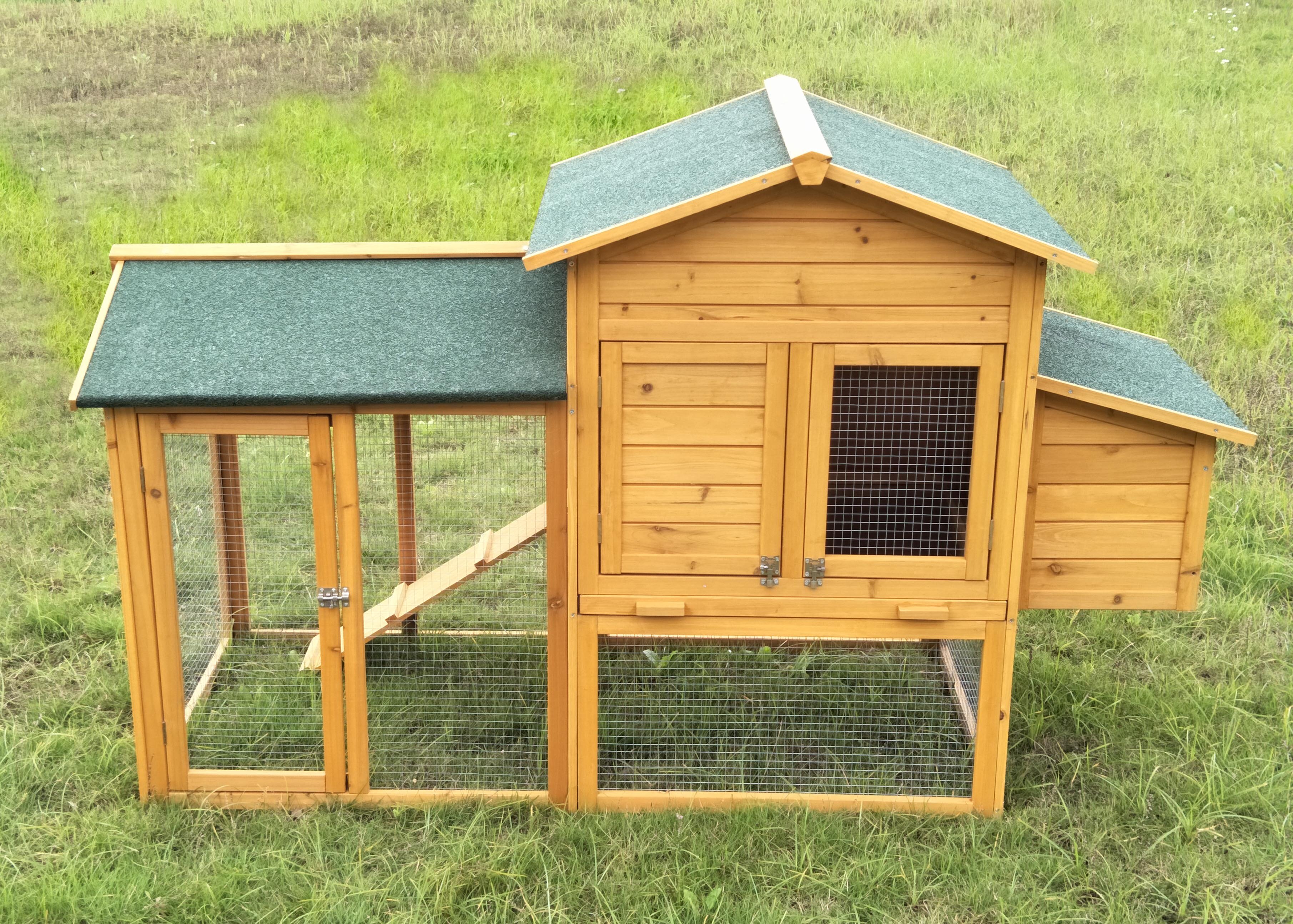 Harber Fir Wood Hutch Chicken Coop With Roosting Bar And Chicken Run