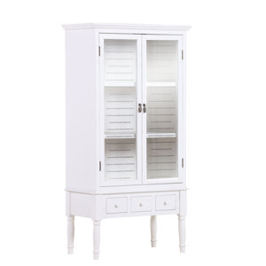 Geschirrschrank aus Massivholz von Homestead Liv..