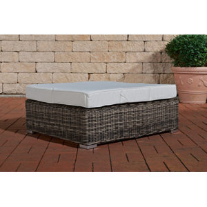 Gartenhocker Mamry mit Kissen von Home & Haus