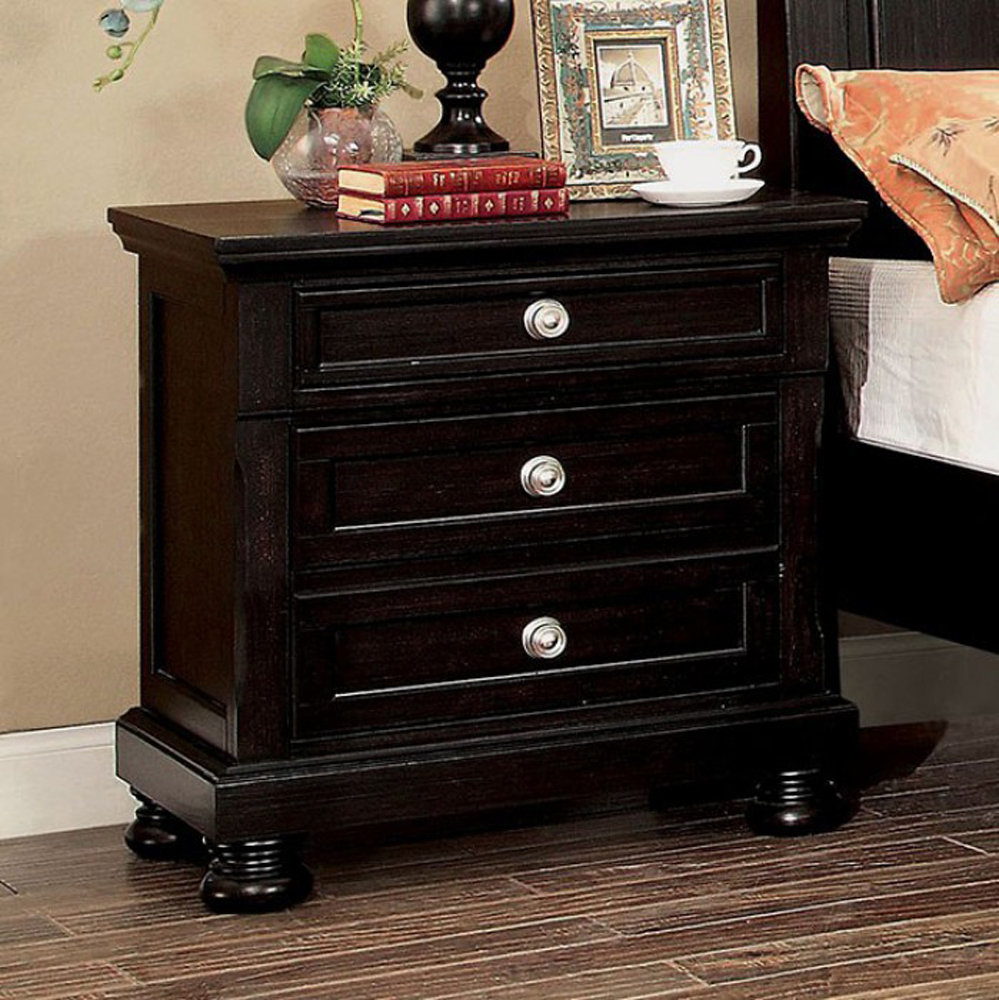 Darby Home Co Fredrick 3 Drawer Nightstand With Usb Outlet Wayfair