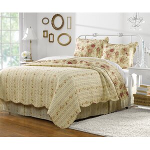 Abbigail 3 Piece Reversible Quilt Set