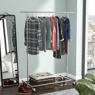 706 W Single Rod Garment Rack