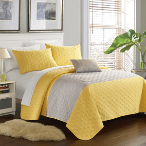 Dominic 8 Piece Quilt Set