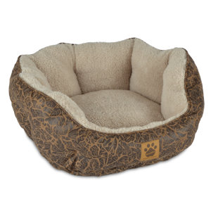 Clamshell Bed