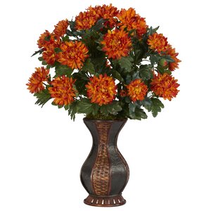 Spider Mum Desk Top Plant in Urn