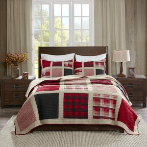 Huntington 3 Piece Quilt Set