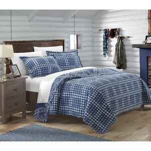 Arzola 2 Piece Twin Reversible Quilt Set