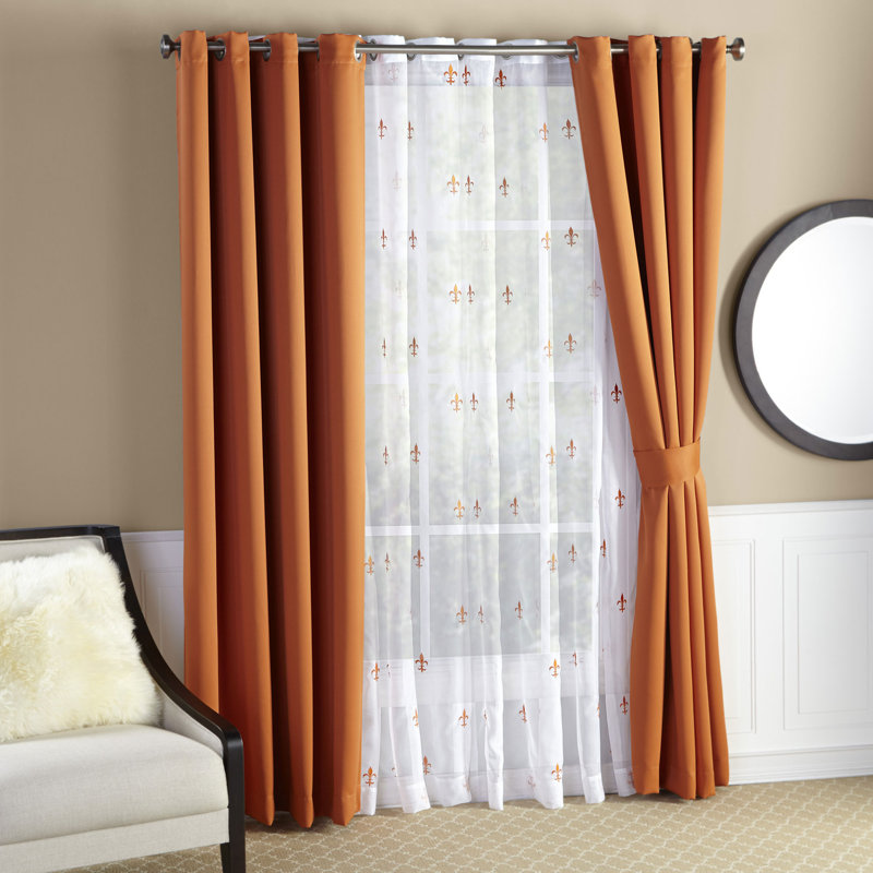 Serenta Fleur De Lis Geometric Semi Sheer Thermal Curtain