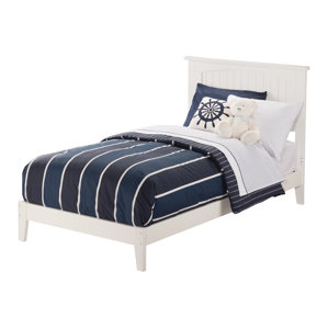 Graham Traditional Platform Bed by Beachcrest Home