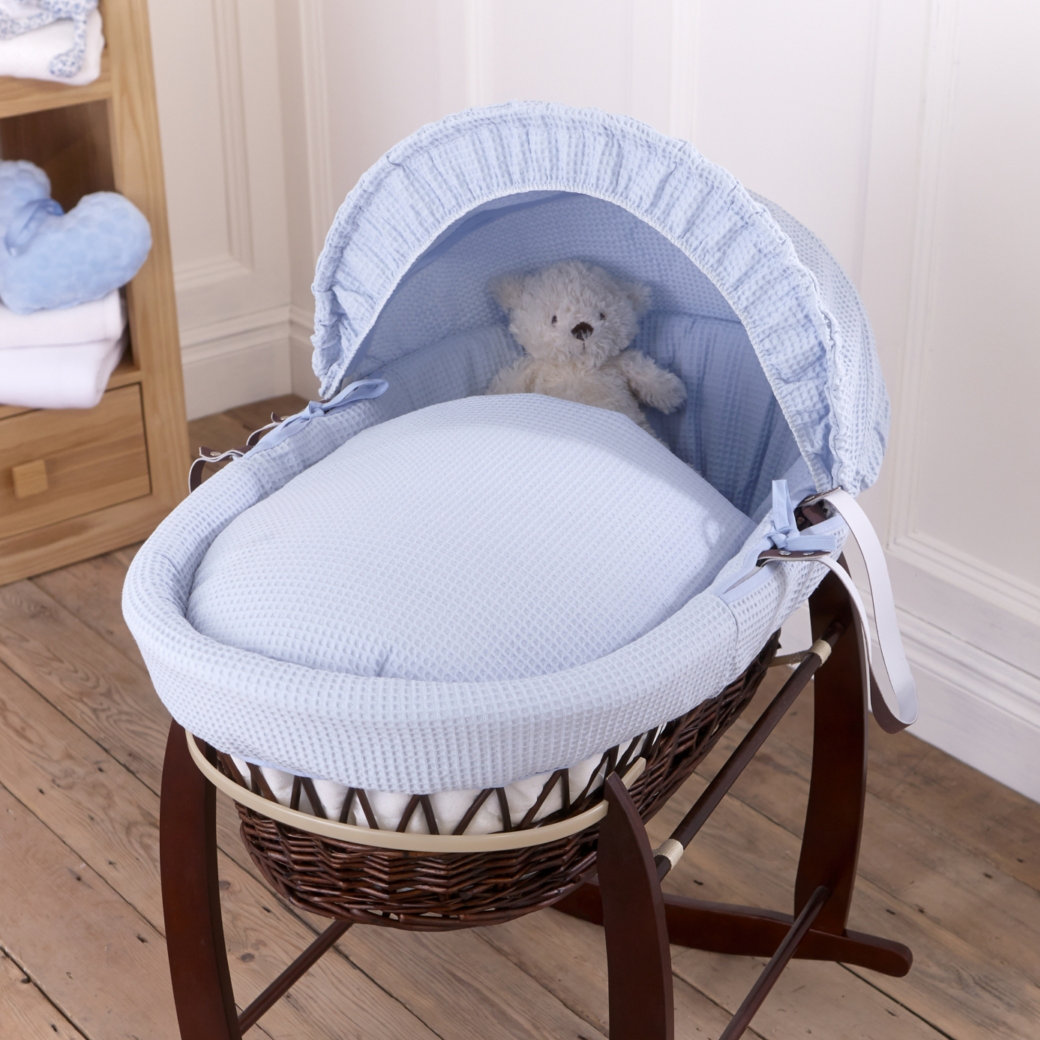 COMPLETE WHITE WICKER MOSES BASKET WITH STAND BIG WHEELS BEDDING W-08