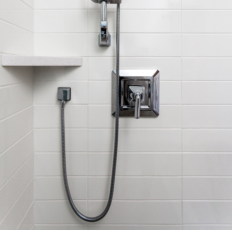Emser Tile Vogue 4 X 16 Ceramic And Gl Bullnose Trim In Vogue 4 X 16 Ceramic And Gl Bullnose Tile Trim In White Gloss