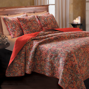 Bordertown Cotton Reversible Quilt Set