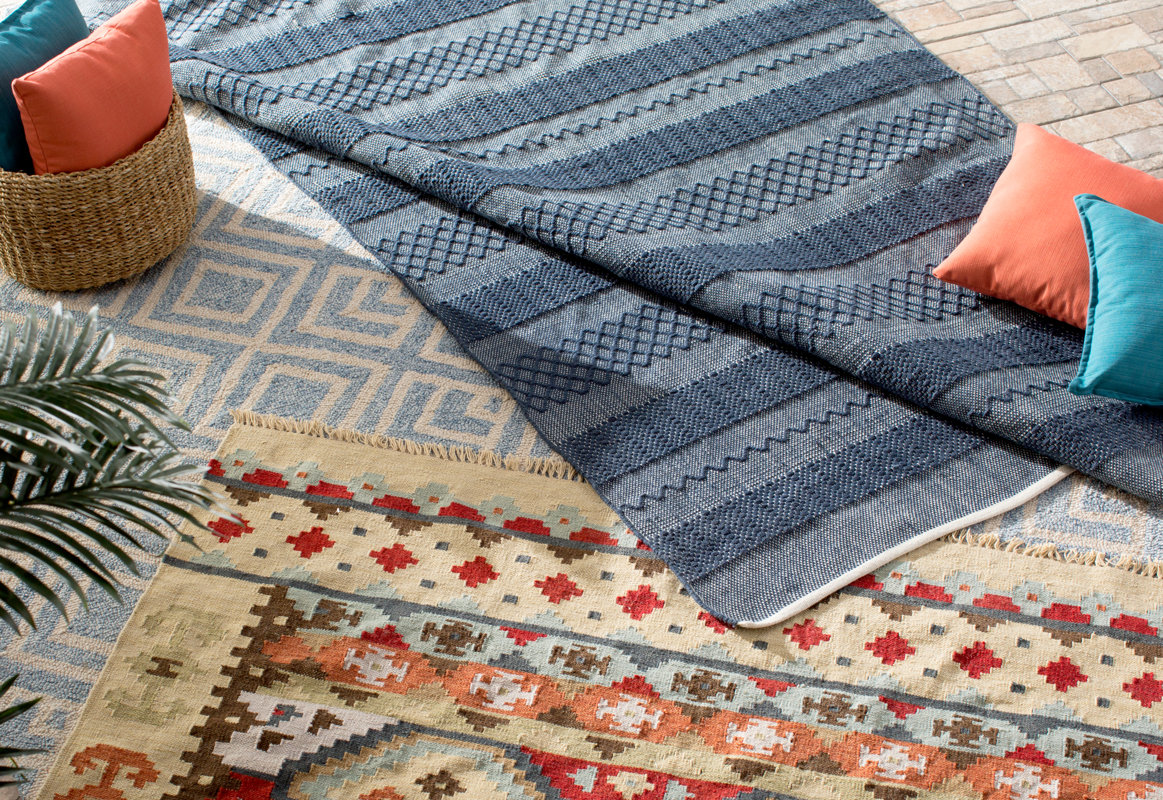 Fab Habitat Estate HandWoven Blue Indoor/Outdoor Area Rug & Reviews