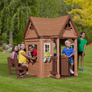 Kids Playhouses Pembrook Outdoor Wooden 6 17 X 5 42 Playhouse