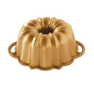 mini bundt cake pan