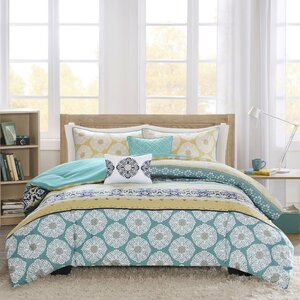 Bickford Comforter Set