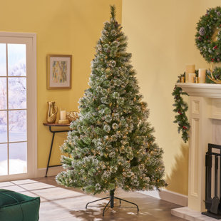 75 Green Spruce Artificial Christmas Tree With 750 Clear Lights 75 Green Spruce Artificial Christmas Tree With 750 Clear Lights