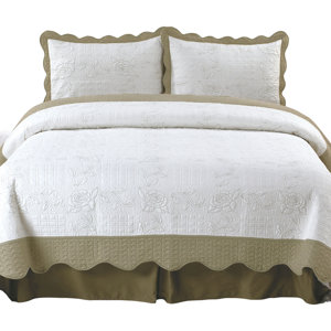 Jeana Embroidered Quilt Set