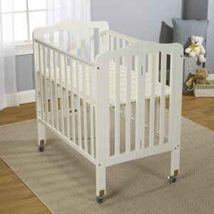 Big Oshi Angela 3 Position Portable Crib